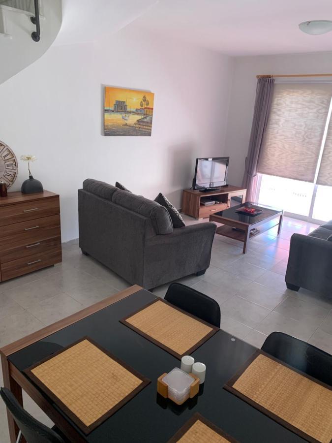 Desire Gardens Townhouse F5 Villa Peyia Bagian luar foto