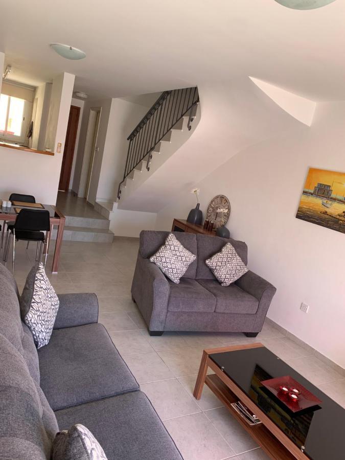 Desire Gardens Townhouse F5 Villa Peyia Bagian luar foto