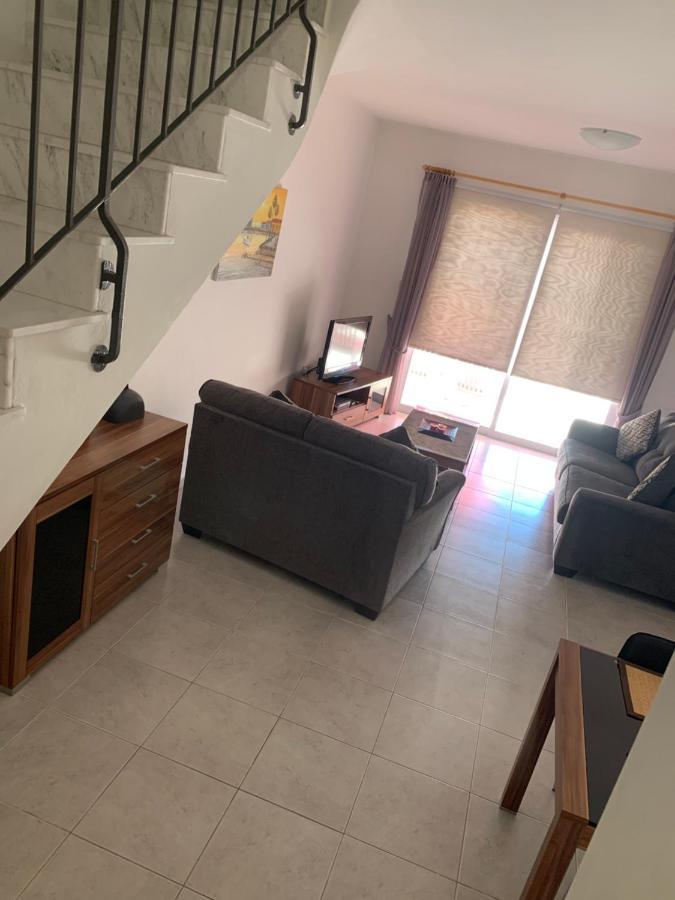Desire Gardens Townhouse F5 Villa Peyia Bagian luar foto